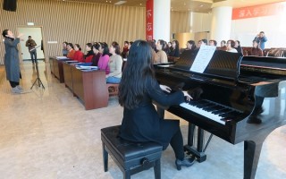 戏曲伴奏音乐，戏曲伴奏音乐和梆子是谁跟谁