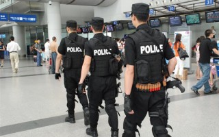 中国恐怖事件云南火车站特警，中国恐怖事件云南火车站特警视频